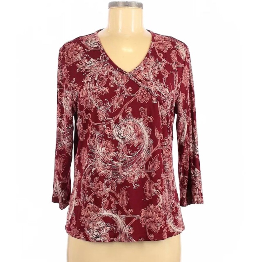 Karen Scott 3/4,sleeve red paisley pullover top